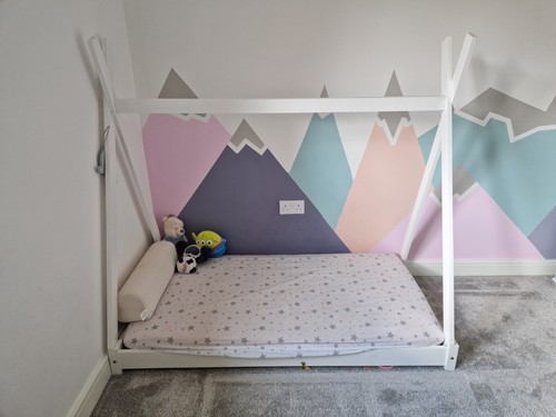 Toddler floor bed - floor,