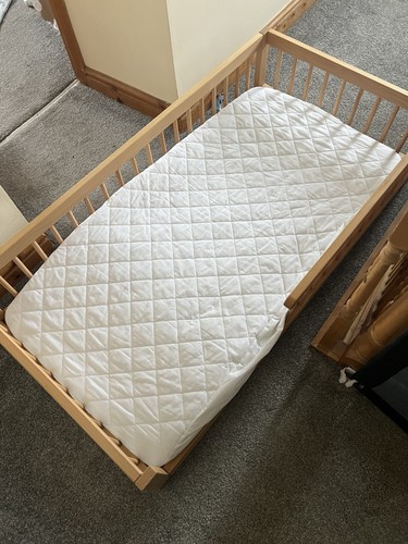 Montessori toddler floor - floor, bed
